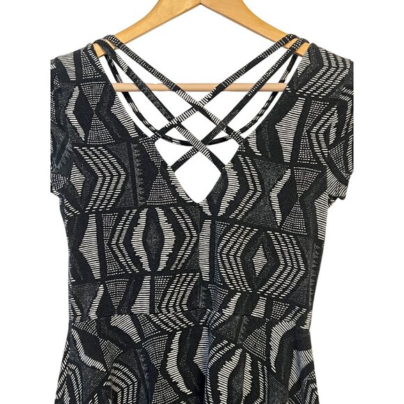 Aeropostale Women's Medium Black & White Geometric  Boho Fit & Flare Mini Dress - Picture 8 of 16